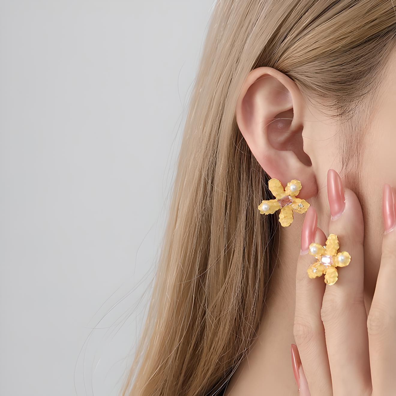 Shining Flower Earrings - Steppaws